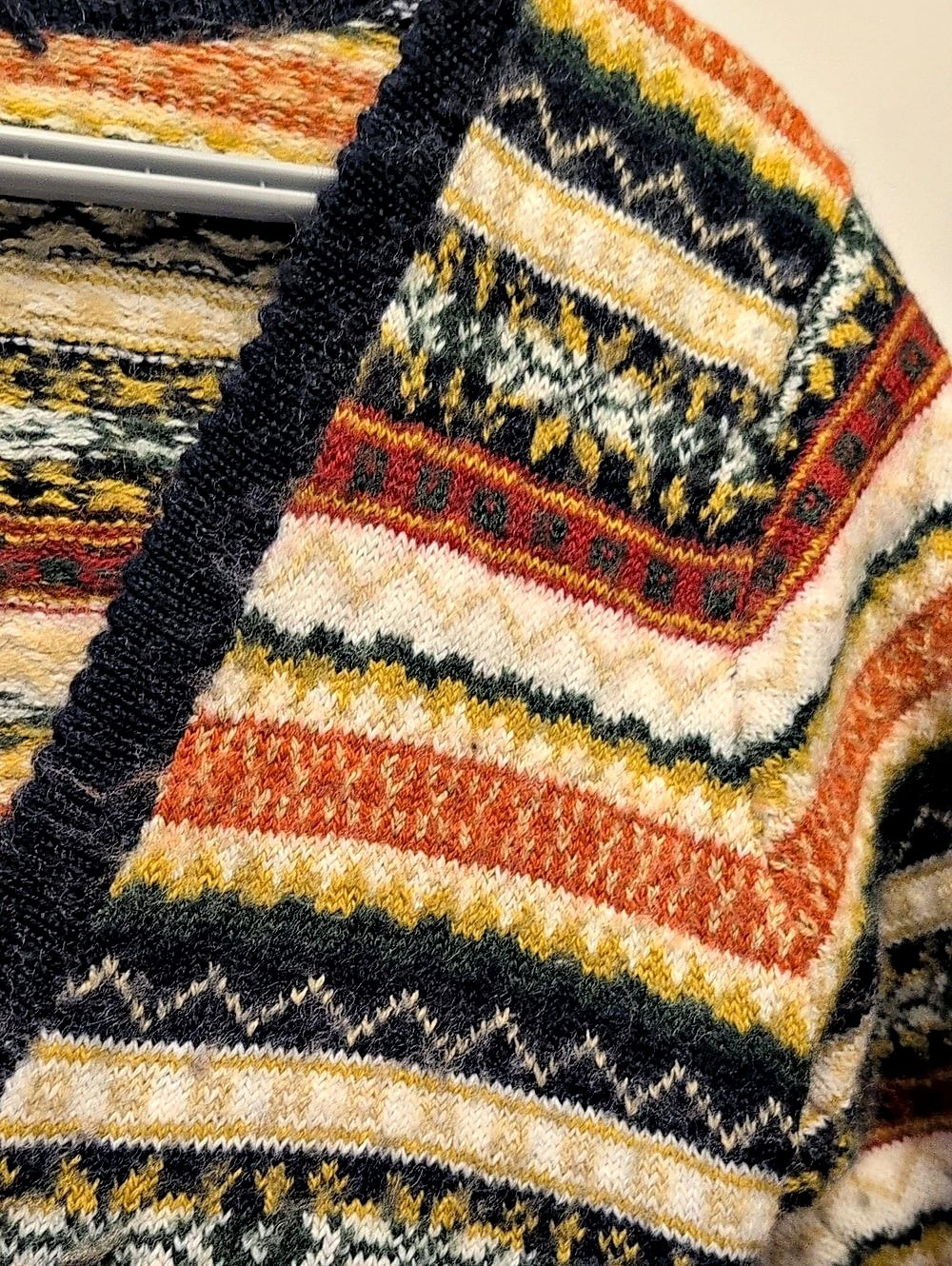 Fair Isle Pattern Cardigan - Picture 2 of 4
